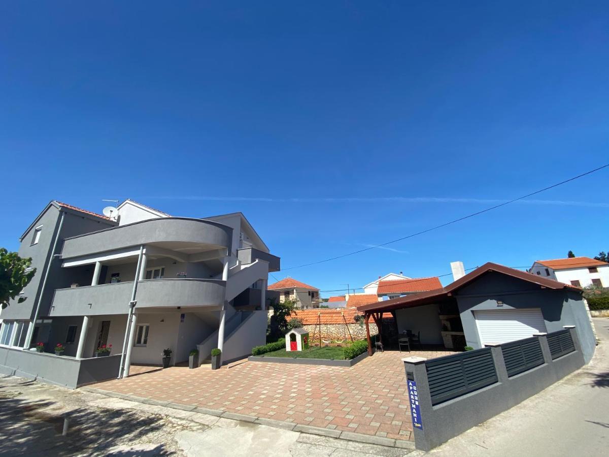 Apartments Nada Sukošan Esterno foto